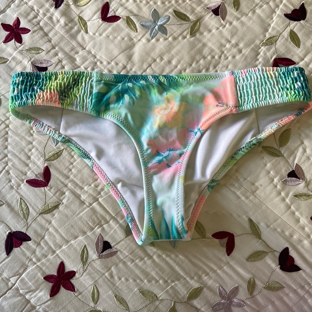 Victoria secrets PINK bikini bottoms